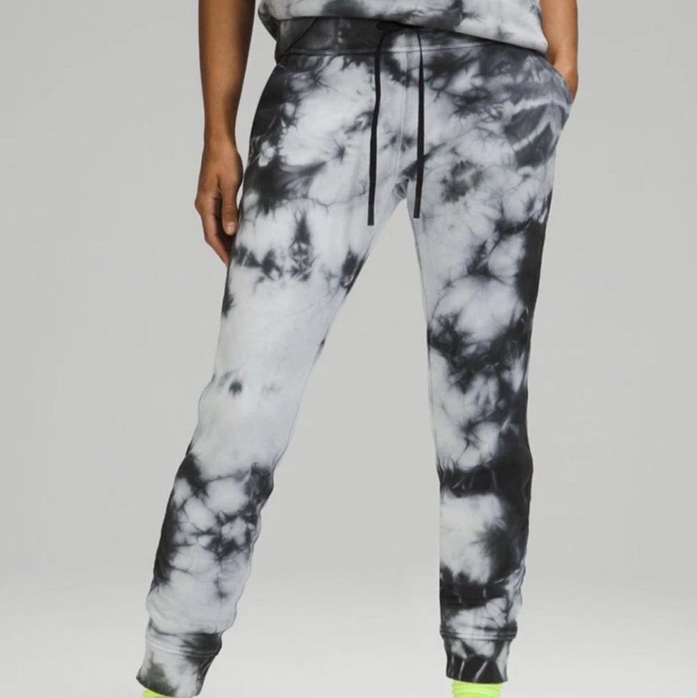 Lululemon Warm Down Jogger *Earth Dye Stone Size 4